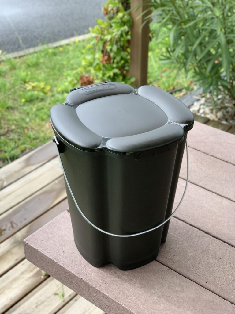 Bio-Seau à biodéchets Quadria avec anse métallique
