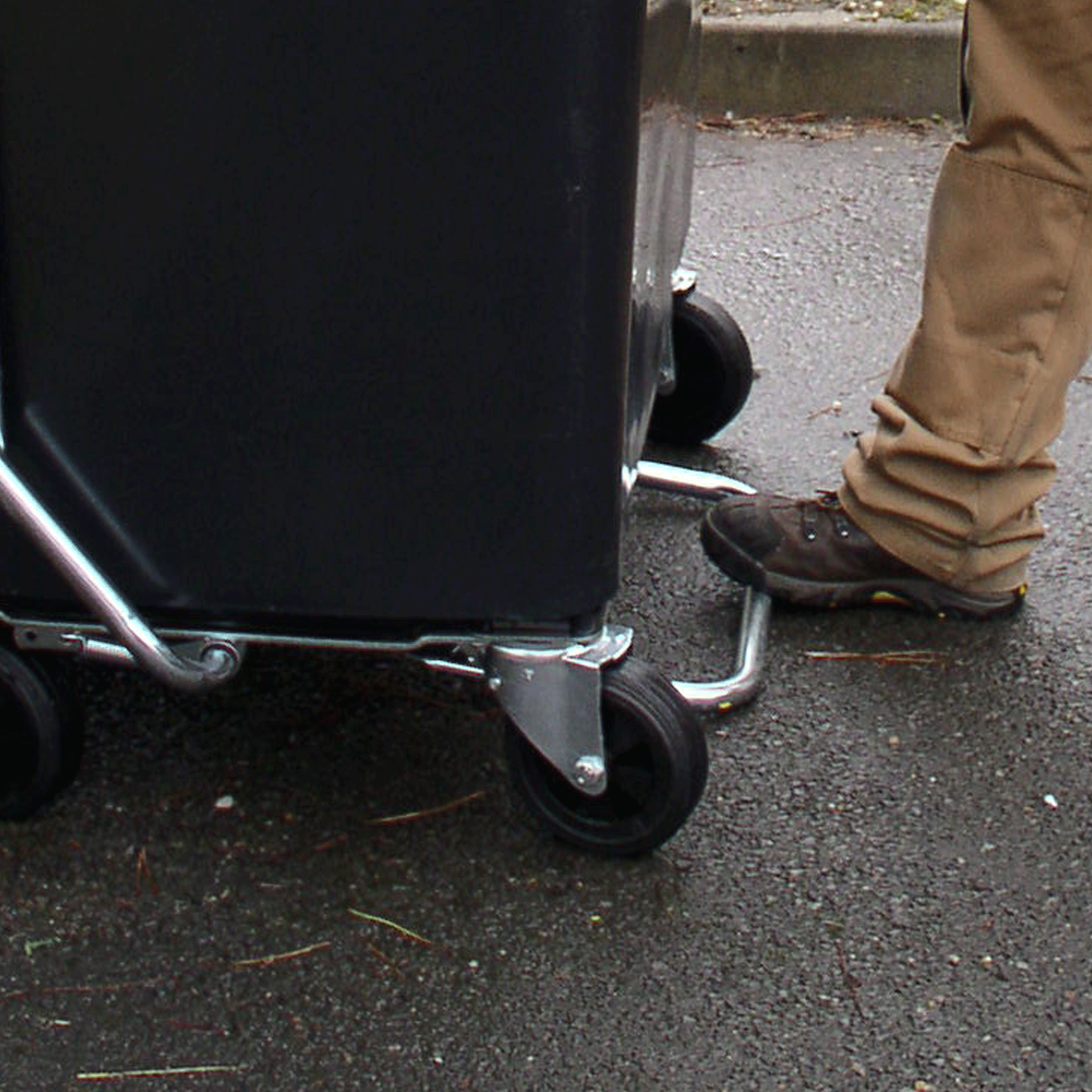 Bacs 2 et 4 roues - Quadria - Conteneurs poubelles de 80 à 1100 L